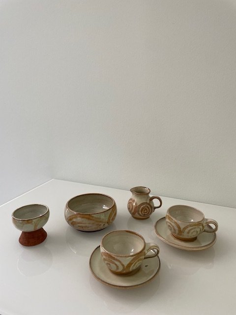 Vintage Danish dinnerware - Hyllested Keramik - hand-painted & unique