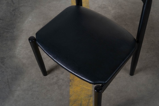 Image 1 of 6 modernistische eetkamerstoelen