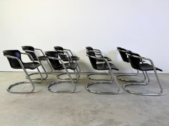 Sedie da pranzo vintage di Willy Rizzo per Cidue, set da 8, anni '70. – Leather, Metal (photo 9 of 10)