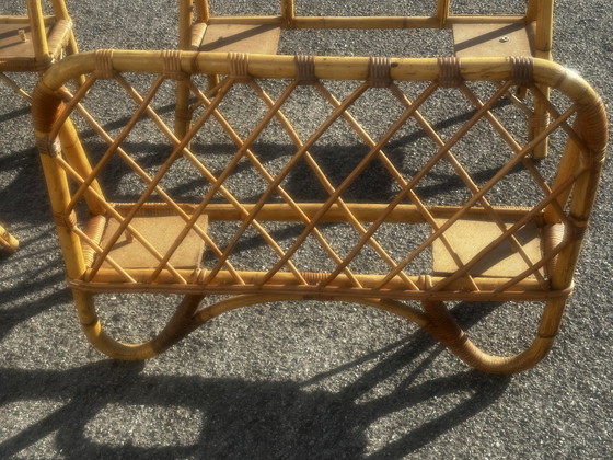 Twee vintage eenpersoonsbedden van rotan, jaren 70. – Fabrication artisanale années 70, Rattan (photo 4 of 15)