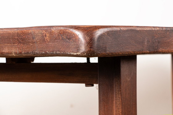 Image 1 of Grote brutalistische eettafel van massief iepenhout, in de stijl van Olavi Hanninen, 1960.