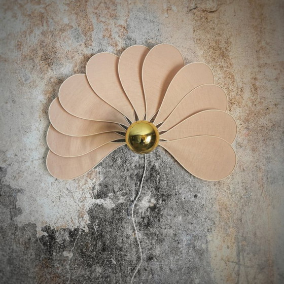 Image 1 of Applique Murale, Modèle Paon, 11 Pétales en Rotin et Lin (Teinte Personnalisable)