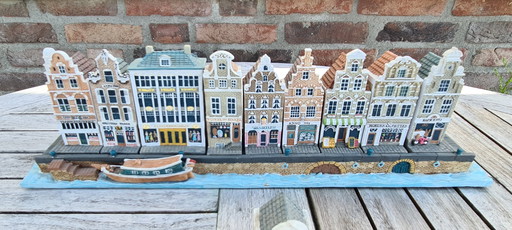 19 canal houses 1996 - 2 displays