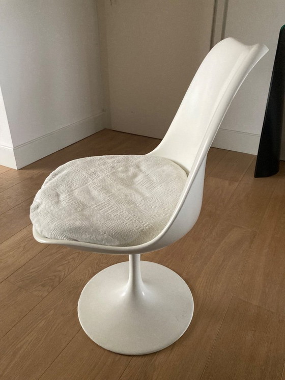 Image 1 of 4 sedie Tulip di Eero Saarinen, base fissa