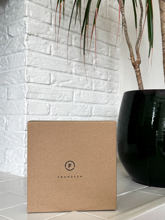 Image 1 of Set van 2 Frandsen Ball hanglampen | Glanzend warmgrijs | Nieuw in doos