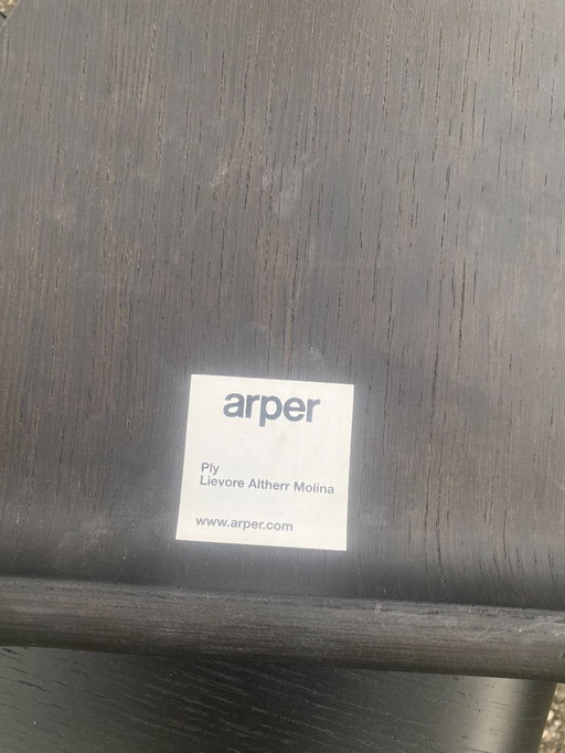 Set di 3 sgabelli Arper Ply disegnati da Lievore, Altherr, Molina