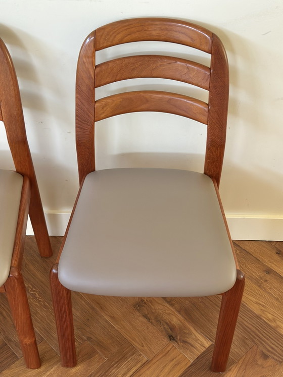 Image 1 of Set 4 vintage deens design stoelen DYRLUND jaren 50/60/70