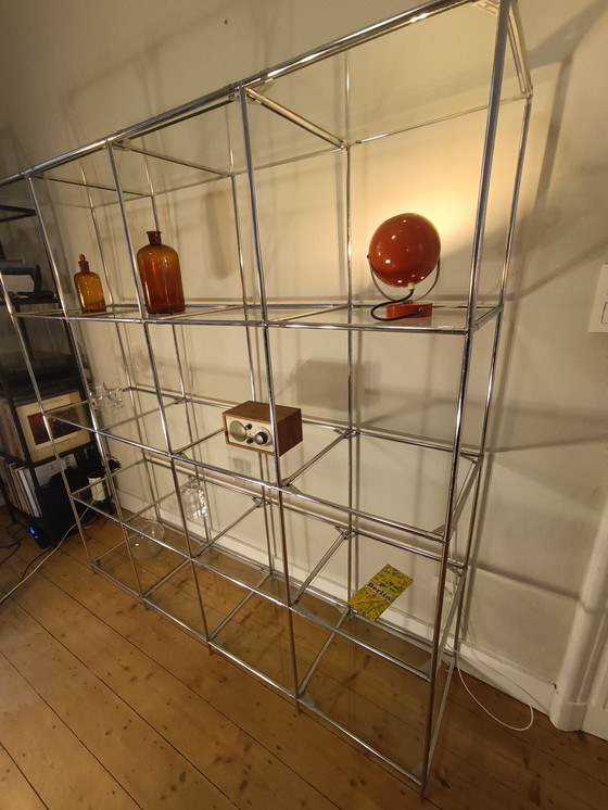 Image 1 of Vetrina vintage Poul Cadovius, vetro e cromo