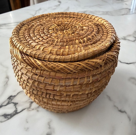 Round Woven Rush Basket Morocco – Fabrication artisanale, Decorative Objects, Wicker (photo 2 of 5)