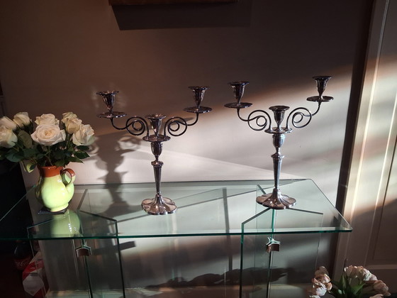 Image 1 of Hermosos candelabros plateados