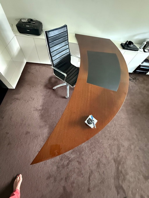 Magnifique bureau en noyer