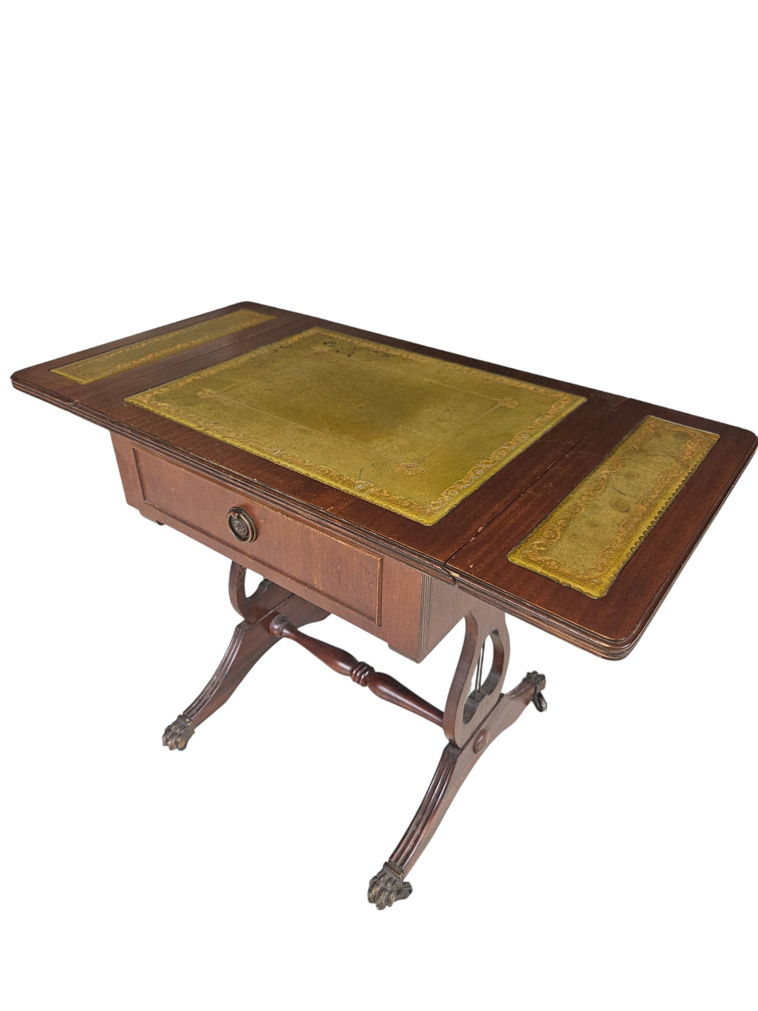 Reprodux Bevan Funnell Extendable Hardwood Side Table | €80 | Whoppah