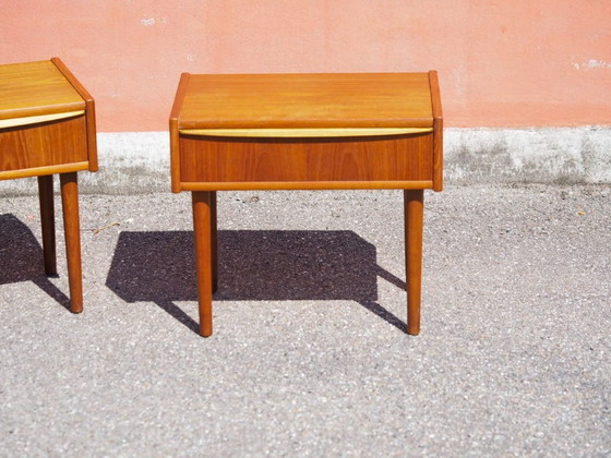 Set van 2 Deense teakhouten ladekasten uit de jaren 60 – Wood (photo 6 of 12)