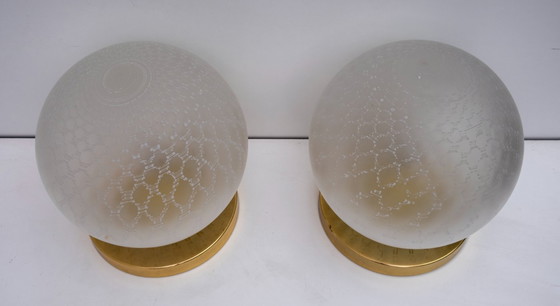 Image 1 of Paire de lampes de table boules en laiton et verre de Murano, Mid-Century Modern, années 70