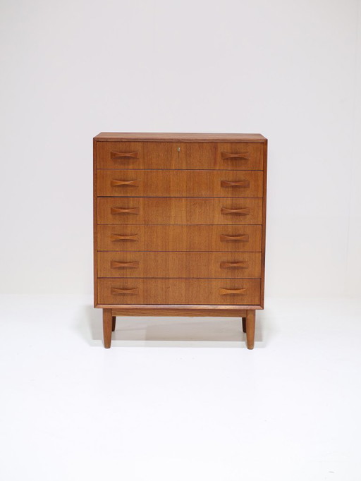 Cassettiera alta in teak danese vintage anni '60