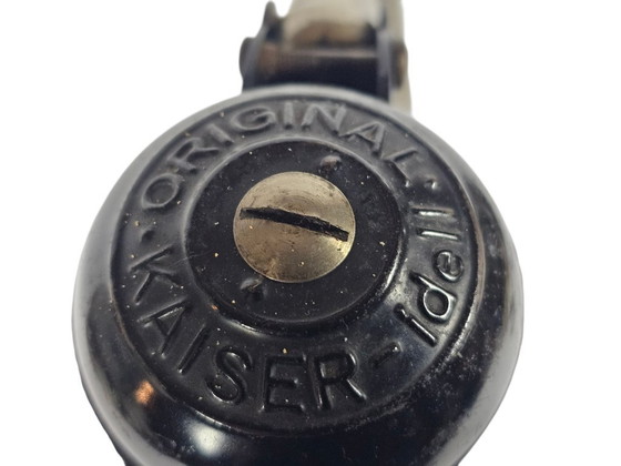 Image 1 of Kaiser Idell - design Christian Dell - bureaulamp - metaal - emaille - Duitsland - 2e kwart 20e eeuw