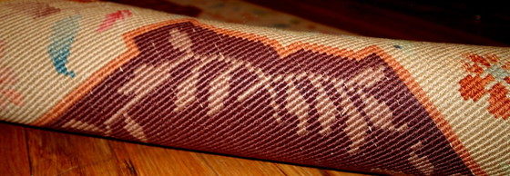 Image 1 of Handgeknüpfter antiker chinesischer Art-déco-Teppich, 67 cm x 121 cm (2,2' x 3,11'), 1920er Jahre - 1B397