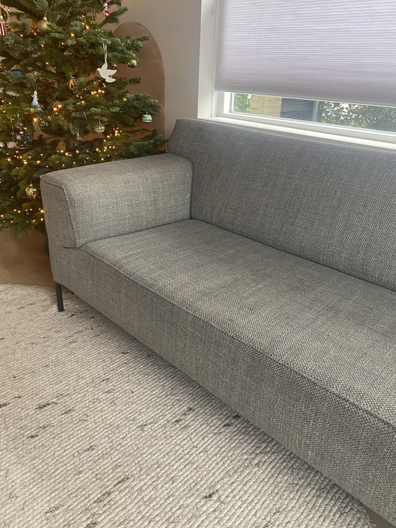 Image 1 of Design on stock Bloq sofa + ottoman