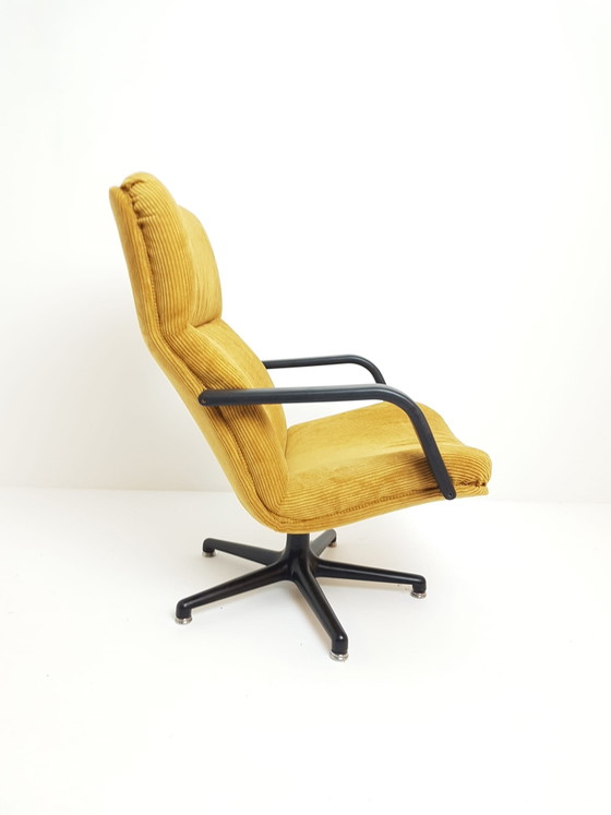 Vintage Artifort F154 draaifauteuil Geoffrey D. Harcourt – Polyester, Textile (photo 3 of 10)