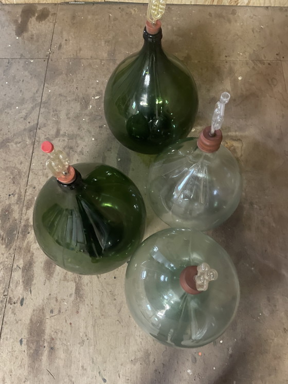 Antieke 2 groene en 2 witte gistingsflessen – Cadeaus, Glass, Plastic (photo 4 of 7)