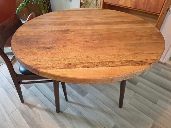 Image 1 of Table de salle à manger ronde de style danois | Chêne massif