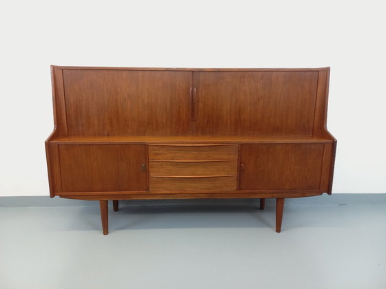 Image 1 of Vintage Scandinavian mid-height sideboard Ib Kofod-Larsen for Faarup Møbelfabrik in teak from the 60s