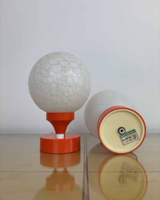Lampe de table vintage Space Age, Aro Leuchte, orange/blanc avec sphère en verre, années 70, années 70, rétro, milieu du siècle,
