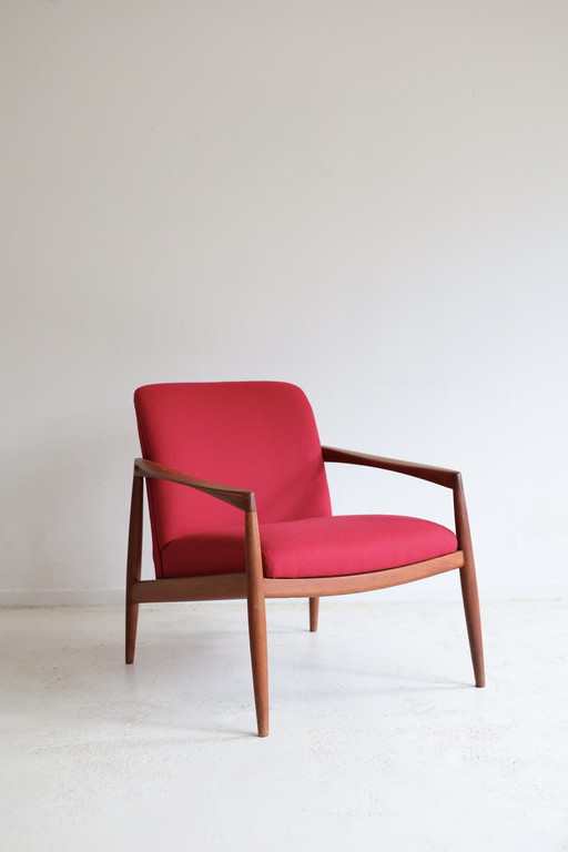 Fauteuil Deens jaren 60, Hergestoffeerd