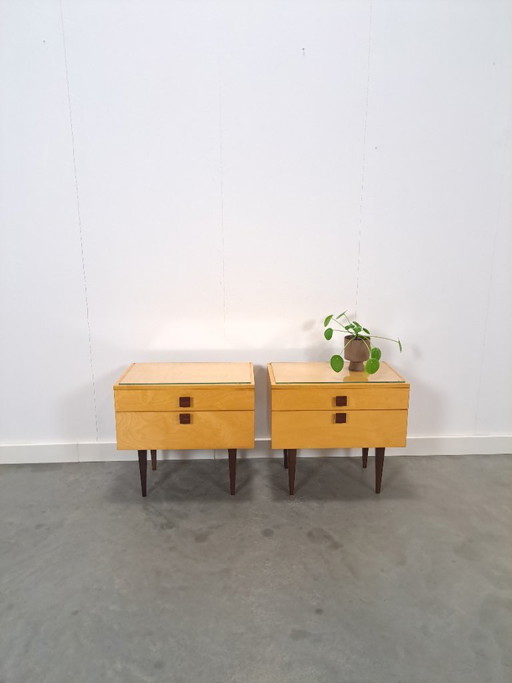 Set nachtkastjes met lade en vierkante grepen