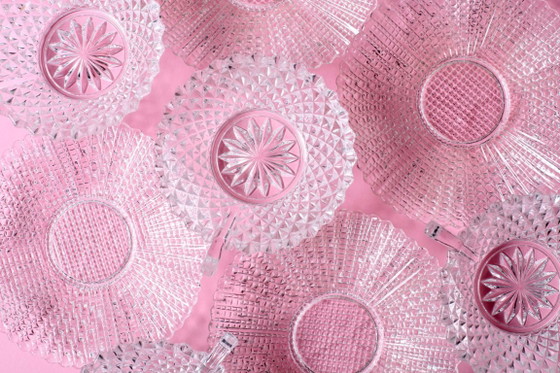 Image 1 of Servizio da tè in vetro trasparente di metà secolo / Decorazione con taglio a diamante / 4 tazze + 4 piattini / Italia / Anni '6