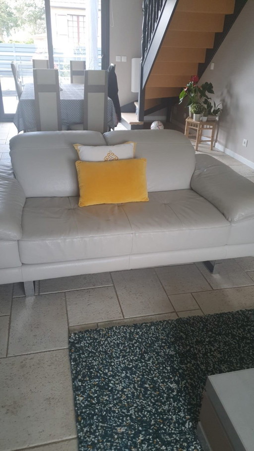Natuzzi 2-seater Leather Sofa
