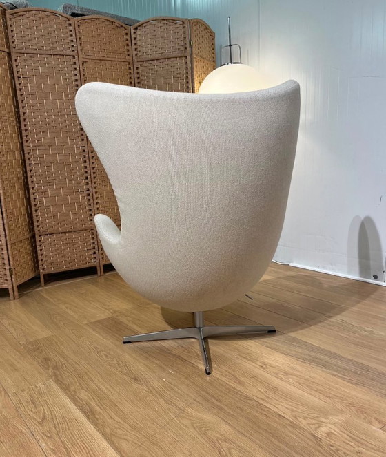 Image 1 of Fritz Hansen Egg Chair Fauteuil Nieuwstaat + Certificaat