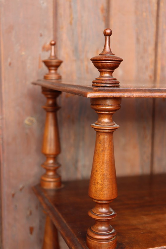 Image 1 of Etagère sur pieds début XXème siècle