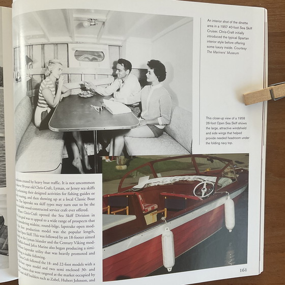 Image 1 of Chris-Craft Boote Coffee Table Book