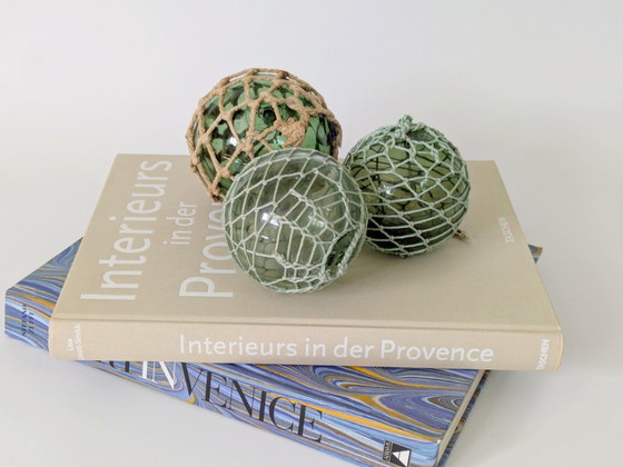 Image 1 of Satz von 3 antiken französischen Fischschwimmern, grünes Glas mit Netz