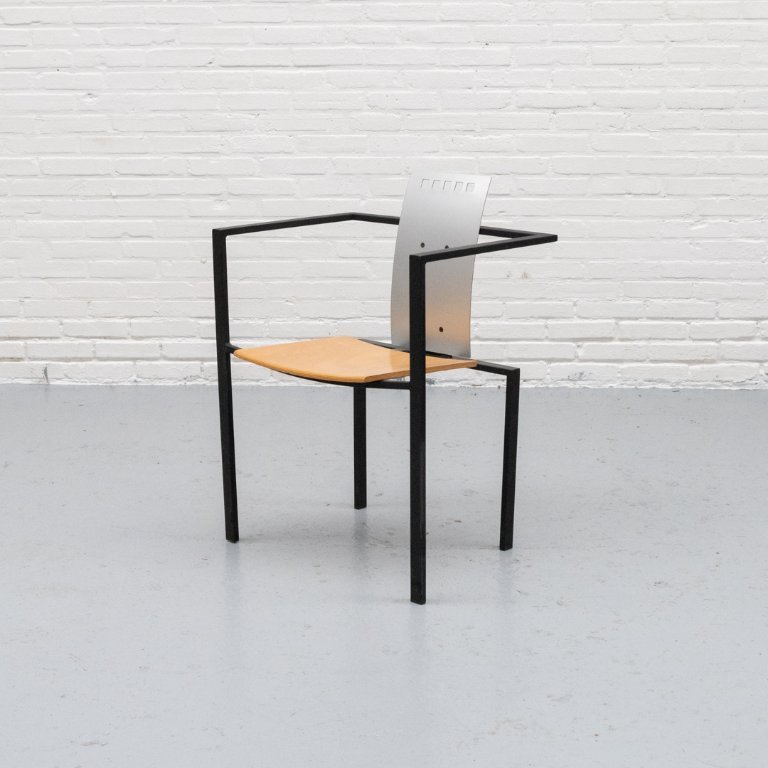 Postmodern Chairs KFF Design | €300 | Whoppah