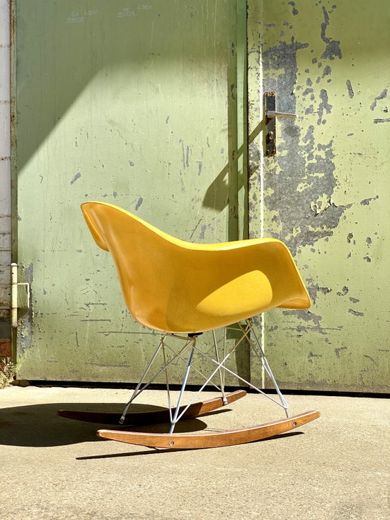 Image 1 of CHARLES EAMES | Fehlbaum per. armchair canary yellow vitra miller