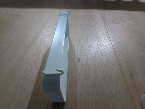 Image 1 of IKEA-Hängeschrank, mit 7 Anhängseln.