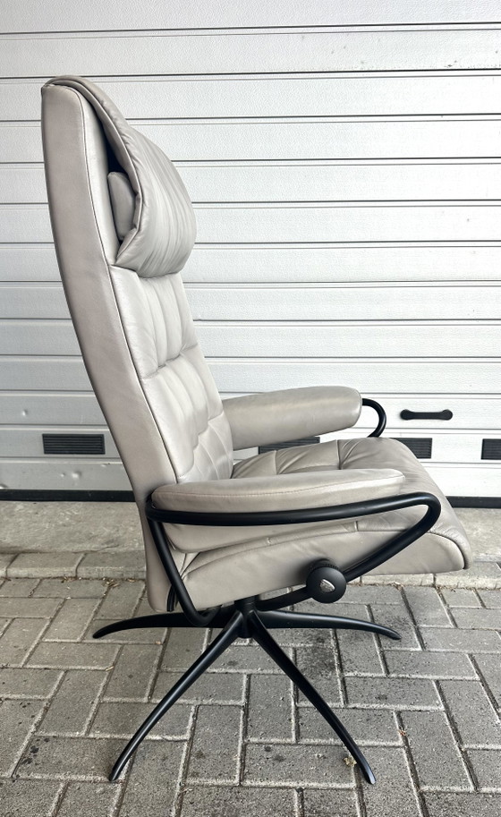 Image 1 of Stressless London mit Ottomane Groß