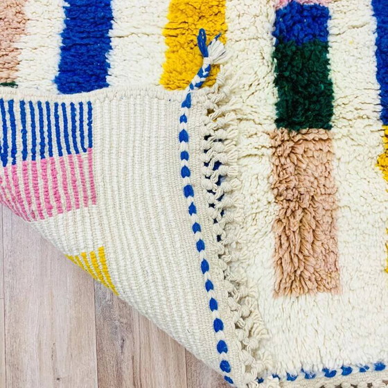 Handcrafted Moroccan rug decorated 200cm x 300cm – Rugs & carpets, Wool (photo 6 of 9)