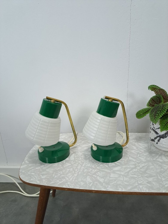 Image 1 of Mid Century set of 2 groene kunststof lamp, nachtlamp, tafellamp