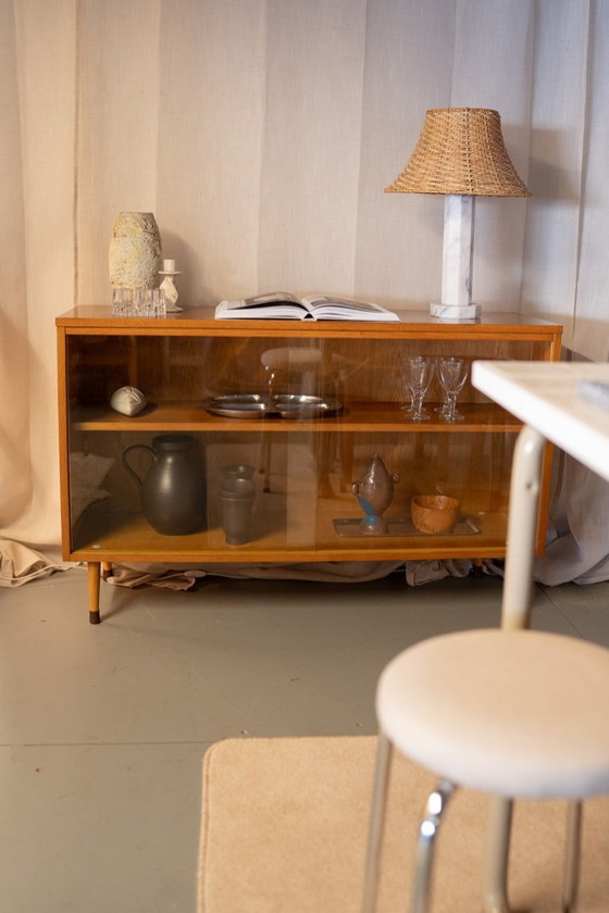 Image 1 of Vetrina vintage con ante in vetro 1960