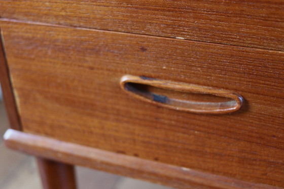 Image 1 of Commode scandinave vintage en teck danemark, 1960