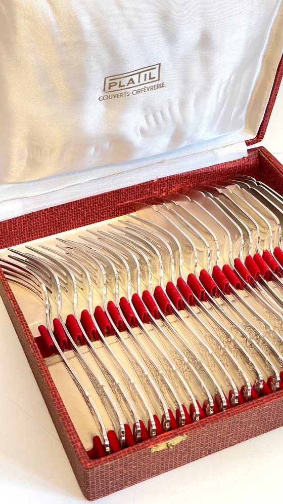 Image 1 of 12 Fourchettes 12 Couteaux à Poisson PLATIL Métal Argenté 