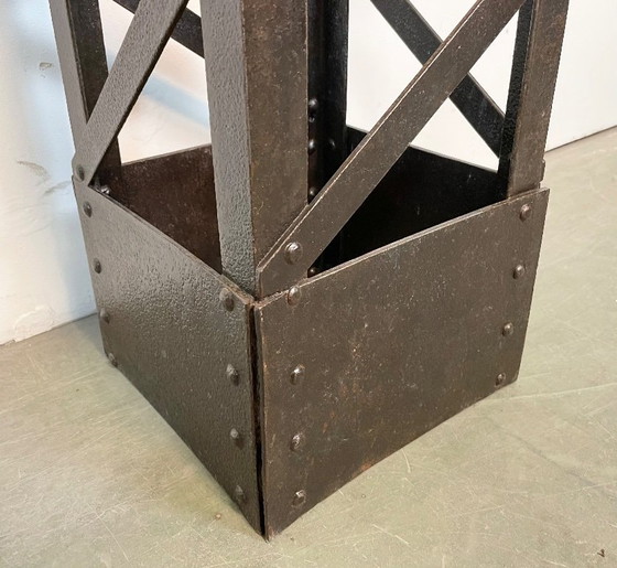 Image 1 of Tavolino laterale industriale rivettato, anni '60