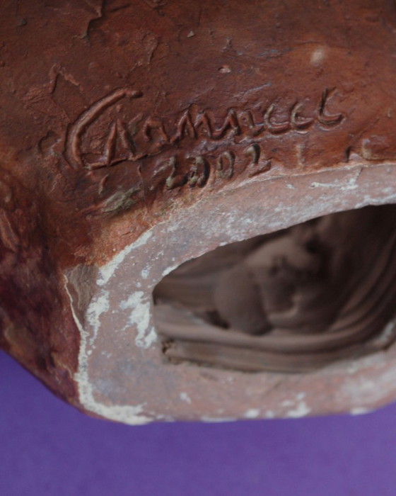 Image 1 of Expressief terracotta beeld van Belgisch kunstenares Anne Canneel