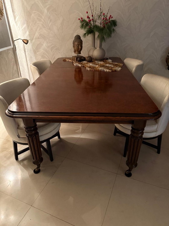 Image 1 of Noten Wortelhouten tafel uitschuifbaar