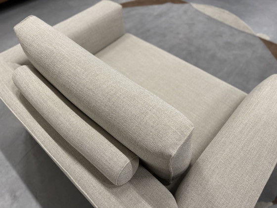 Image 1 of Design on Stock Aikon Lounge Bank 1,5 Zits Milton Beach