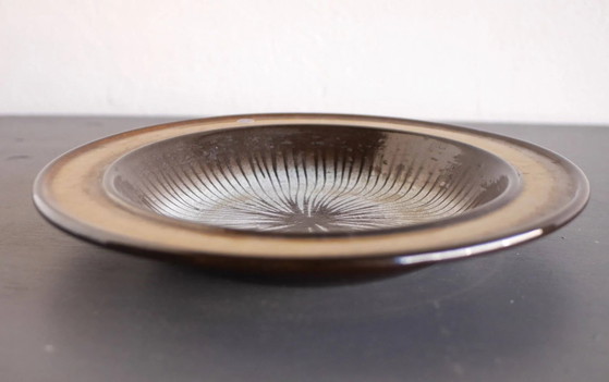 Image 1 of Grand bol Cleo en céramique moderne du milieu du siècle, créé par Mari Simmulson pour Uppsala Ekeby, années 1970