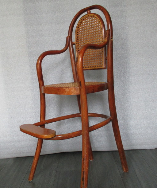 Thonet high chair, anno 1910